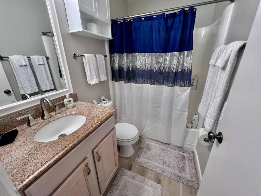 ヒルトンヘッドアイランド New Pics! Harbour Town 3Br/3Ba - Pool Access - Book Nowヴィラ エクステリア 写真