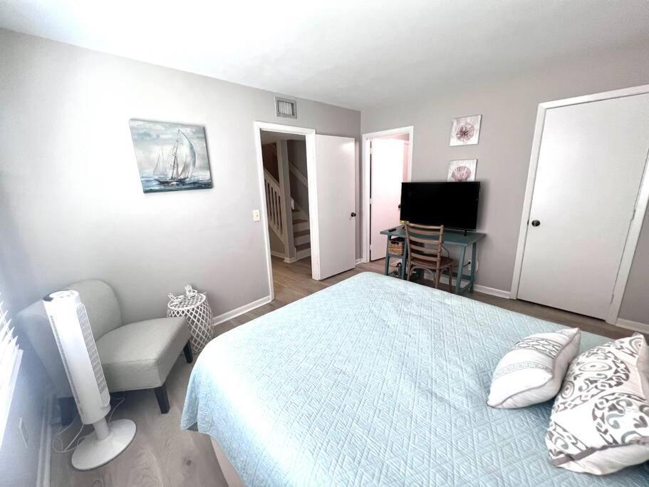 ヒルトンヘッドアイランド New Pics! Harbour Town 3Br/3Ba - Pool Access - Book Nowヴィラ エクステリア 写真